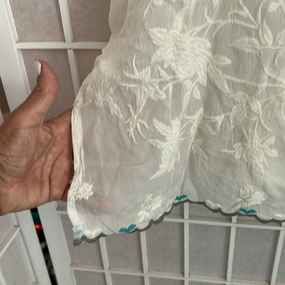 Sheer! Johnny Was Elegant White Embroidered Women's Top - Picture 4 of 7